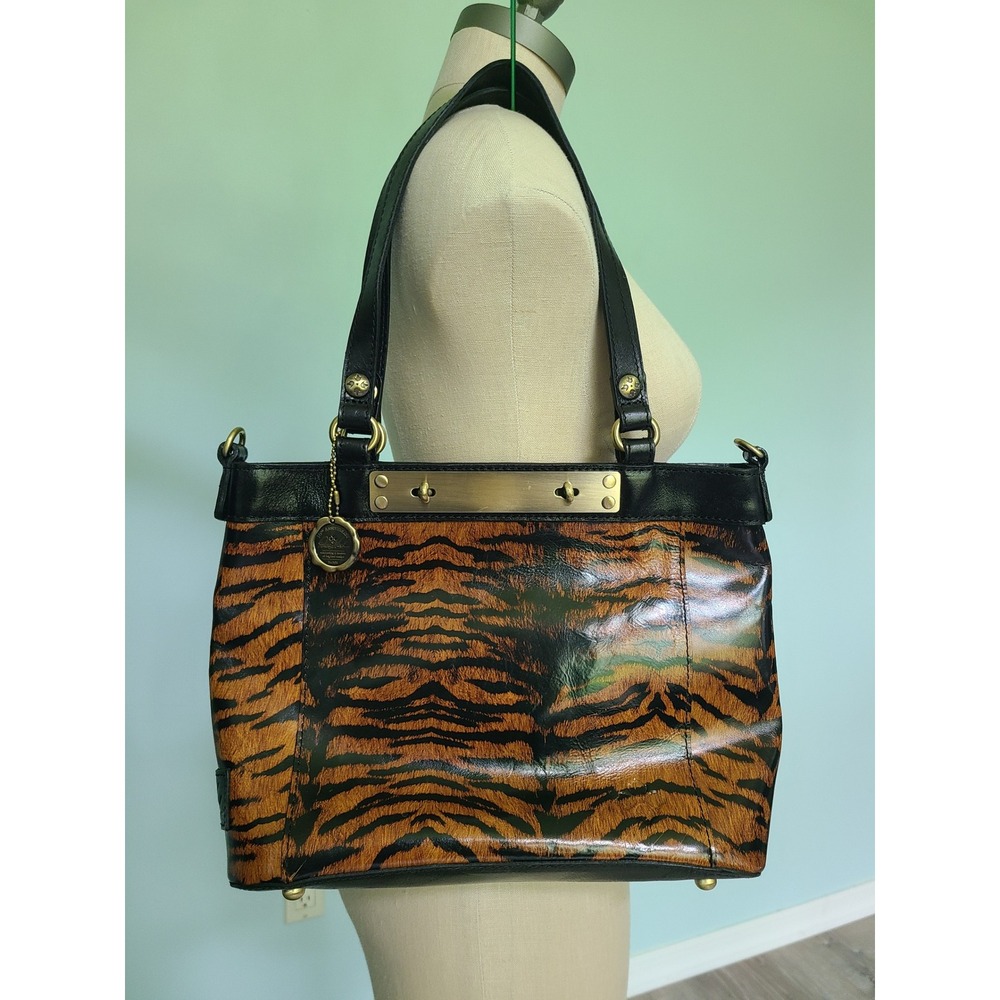 Patricia Nash 10th Anniversary Shoulder Bag Tiger Stripe Leather Y2K It Girl